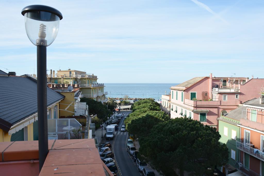 Hotel Corallo Moneglia Bagian luar foto