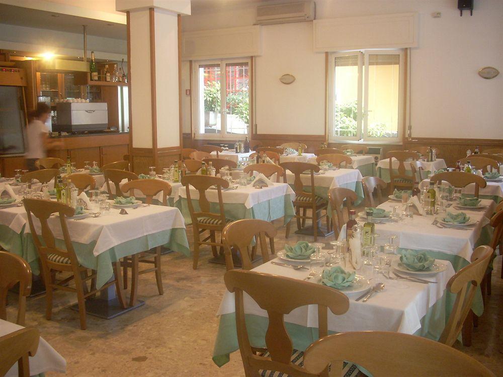 Hotel Corallo Moneglia Bagian luar foto