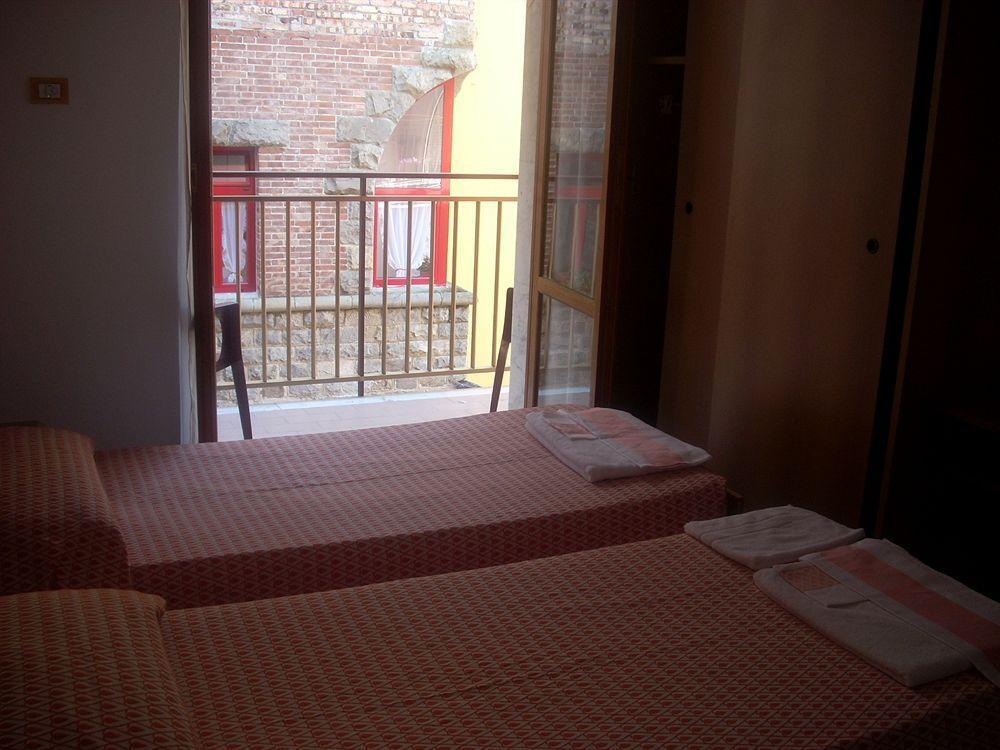 Hotel Corallo Moneglia Bagian luar foto
